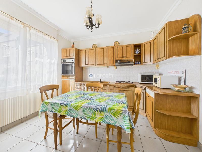 Maison - 138 m² - 5 pièces