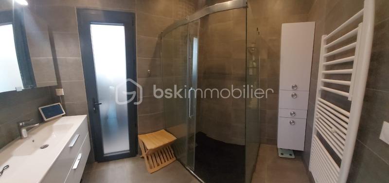 Appartement - 108 m² - 5 pièces