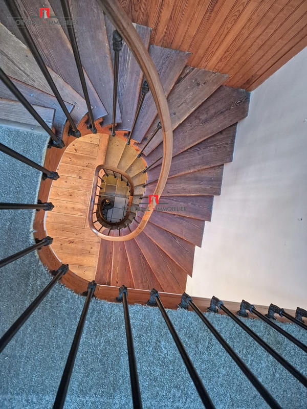 Maison - 134 m² - 8 pièces