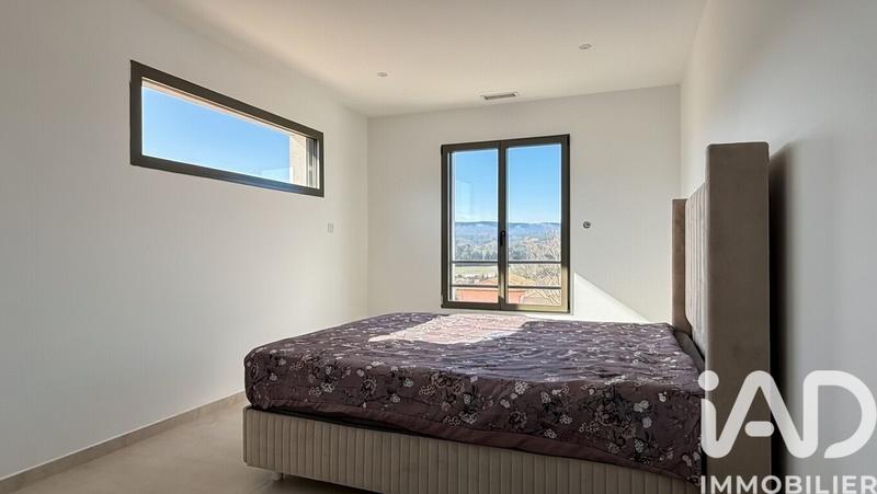 Maison - 132 m² - 4 pièces