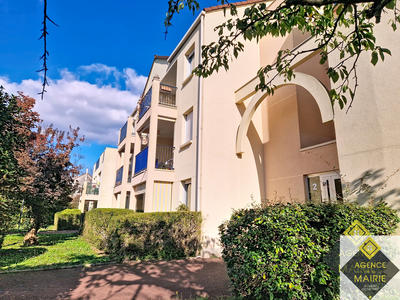 Appartement - 84 m² - 4 pièces