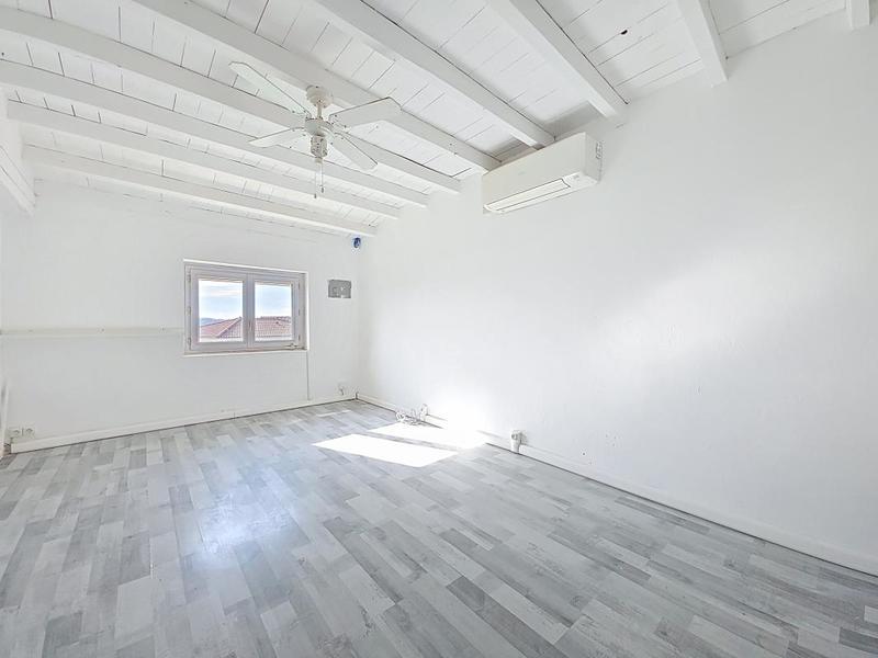 Maison - 172 m² - 5 pièces