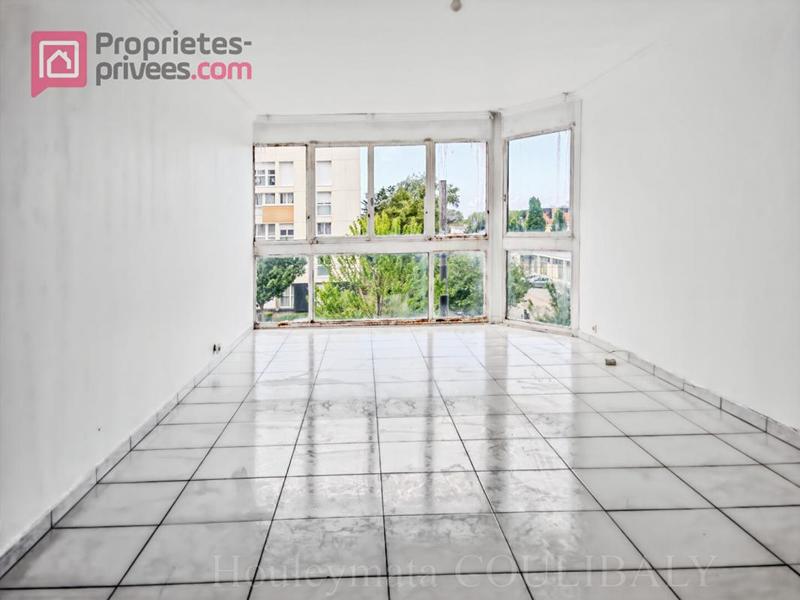 Appartement - 91 m² - 4 pièces