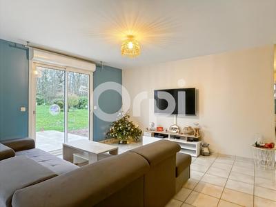 Maison - 98 m² - 4 pièces