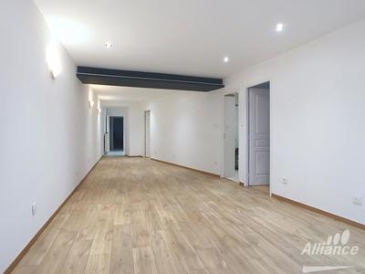 Appartement - 76 m² - 3 pièces