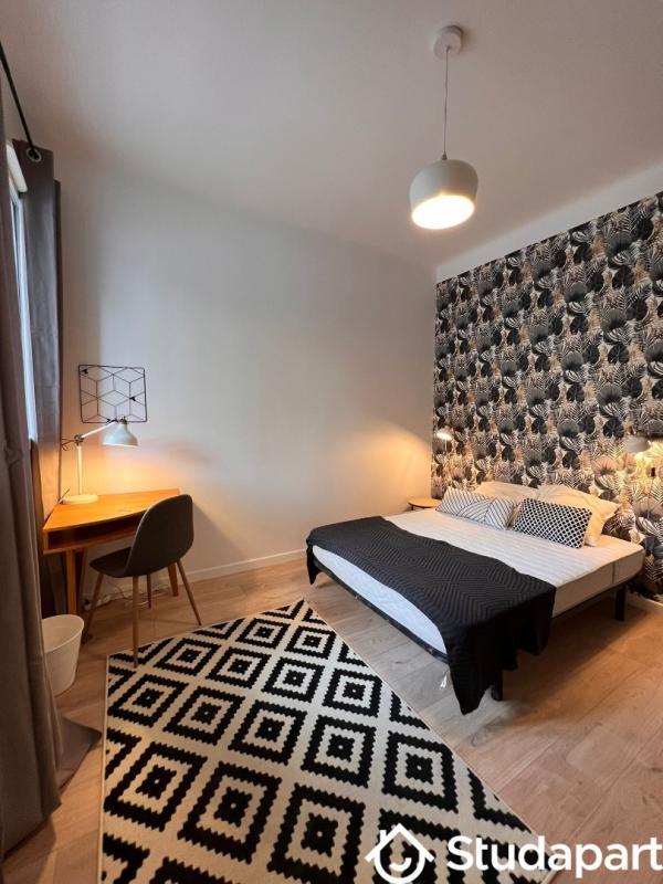 Chambre - 11 m² - 1 pièce