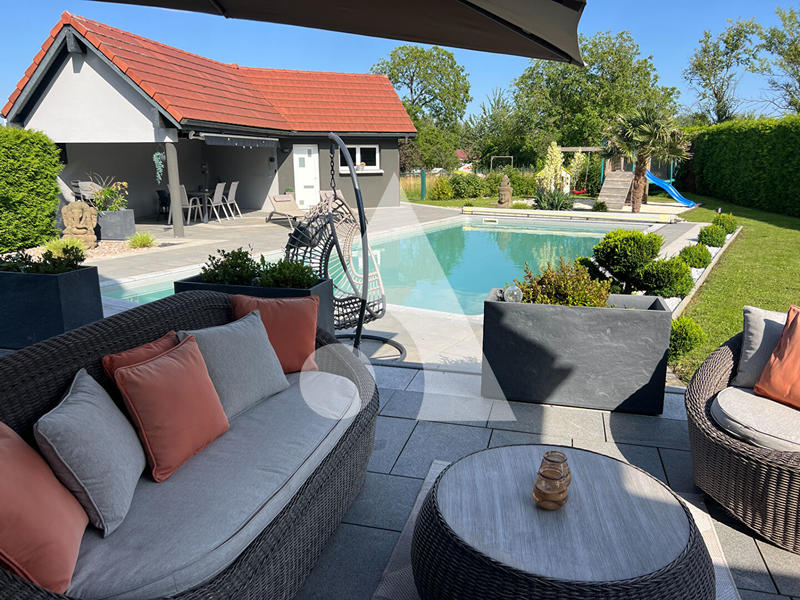 Villa - 185 m² - 6 pièces