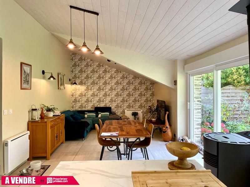 Maison - 100 m² - 3 pièces