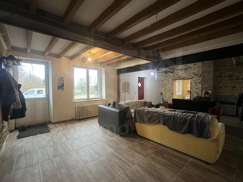 Maison - 250 m² - 6 pièces