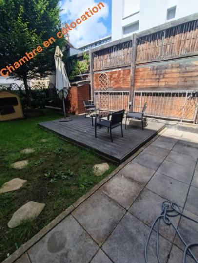 Chambre - 100 m² - 1 pièce