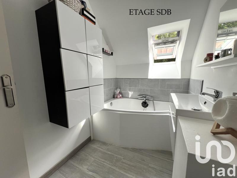 Maison - 118 m² - 8 pièces