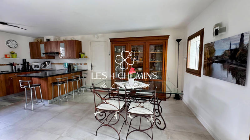 Villa - 140 m² - 5 pièces