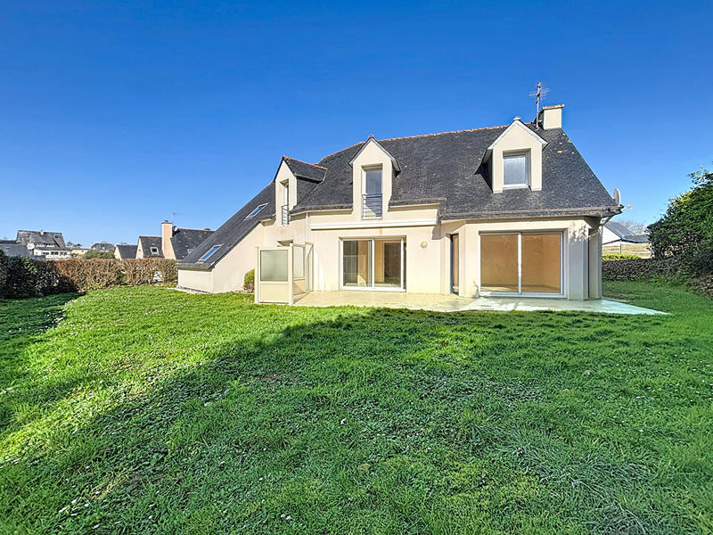 Maison - 175 m² - 8 pièces