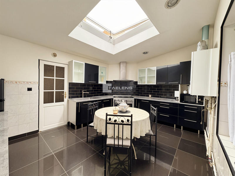 Maison - 125 m² - 6 pièces