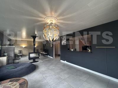 Maison - 177 m² - 4 pièces