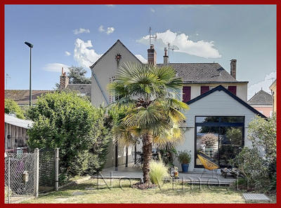 Maison de bourg - 143 m² - 5 pièces