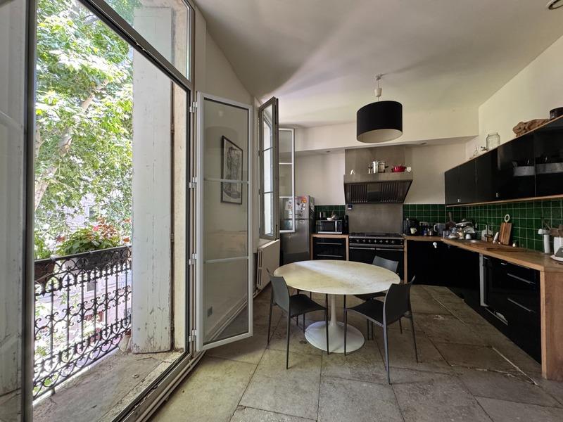 Appartement ancien - 110 m² - 4 pièces