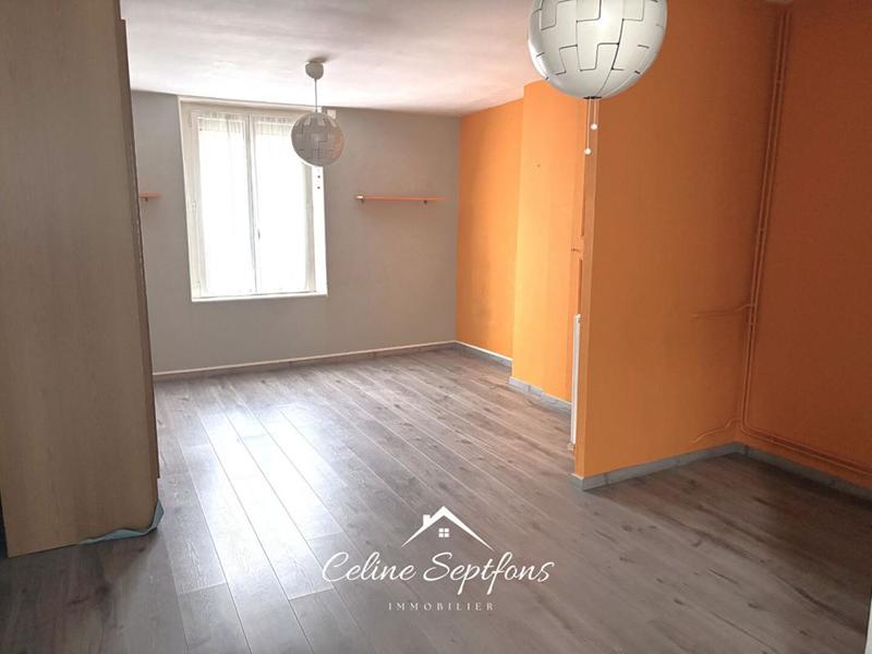 Maison - 200 m² - 9 pièces