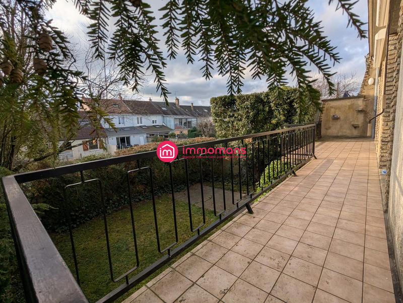 Maison traditionnelle - 147 m² - 7 pièces