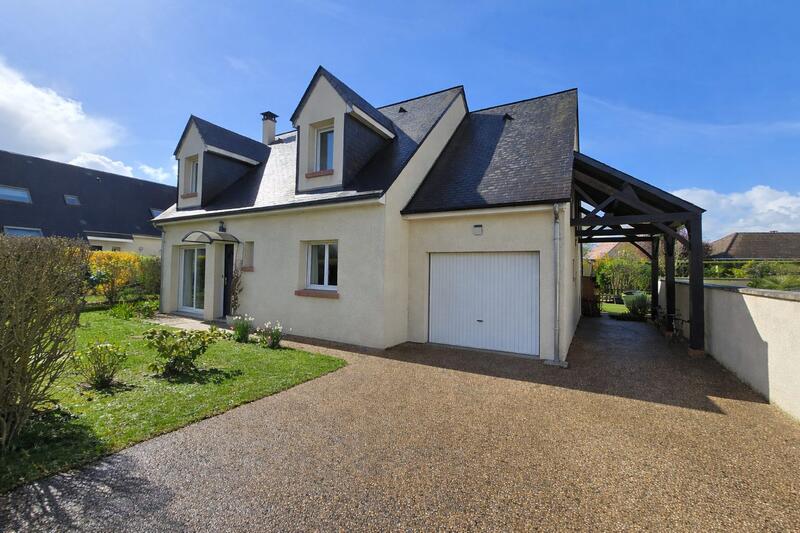 Maison - 101 m² - 5 pièces