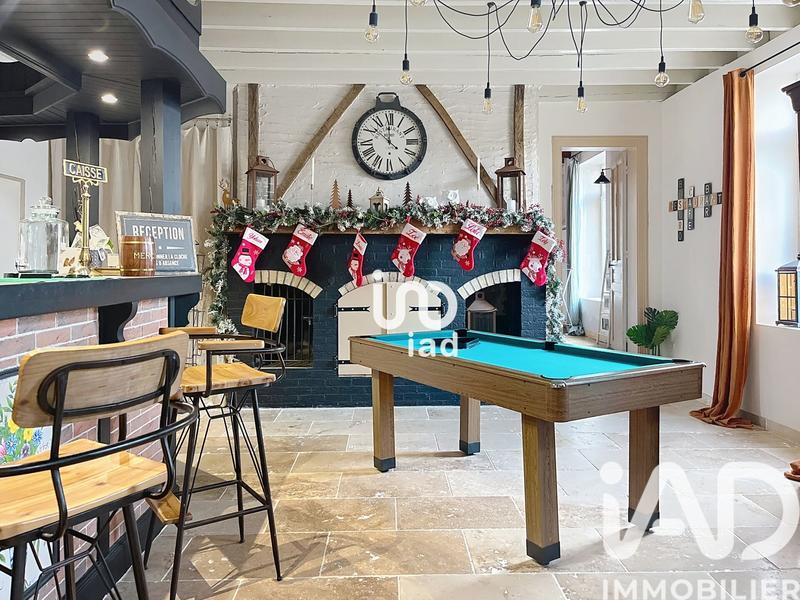 Maison - 255 m² - 8 pièces