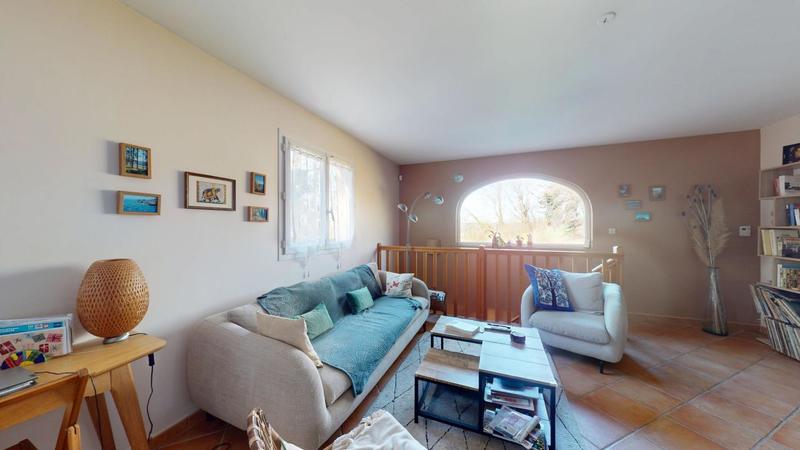 Maison - 181 m² - 5 pièces