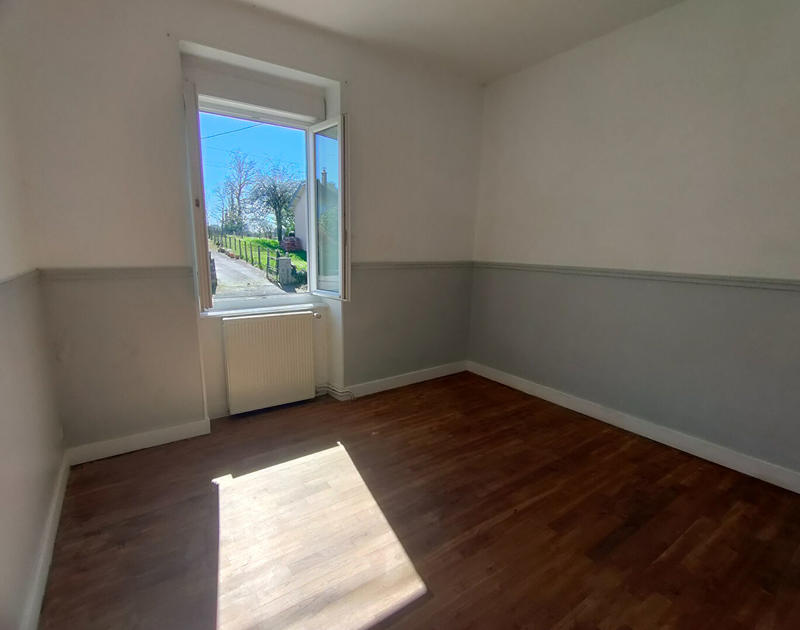 Maison - 177 m² - 12 pièces