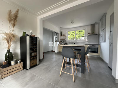 Maison - 69 m² - 5 pièces