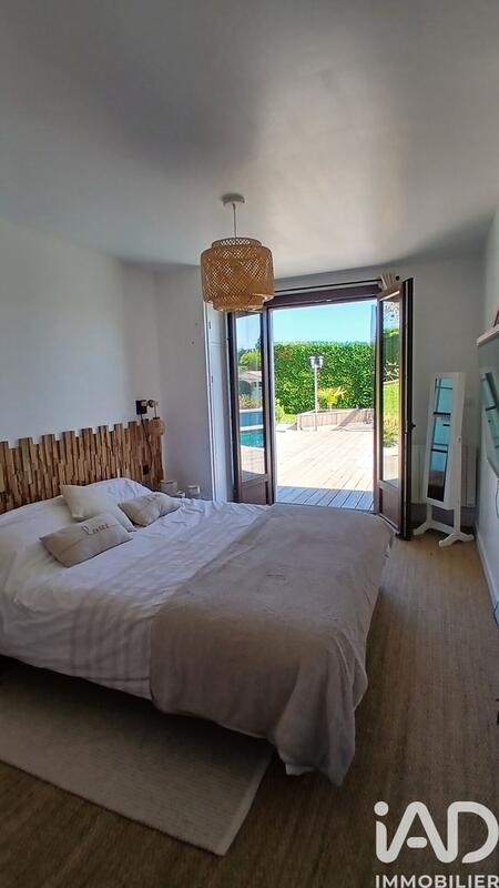 Maison - 136 m² - 6 pièces