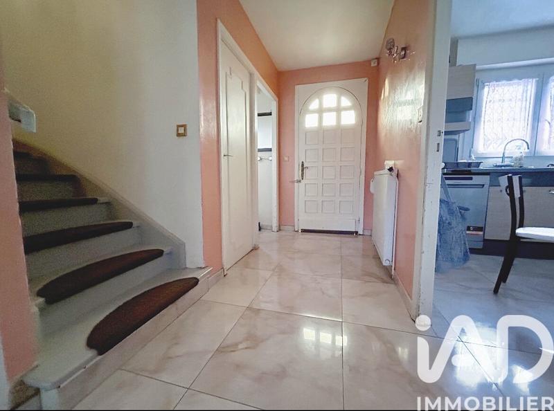 Maison - 98 m² - 4 pièces