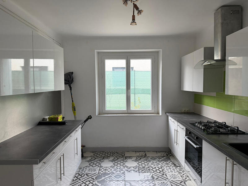 Maison - 140 m² - 6 pièces