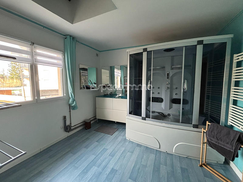 Maison - 74 m² - 4 pièces