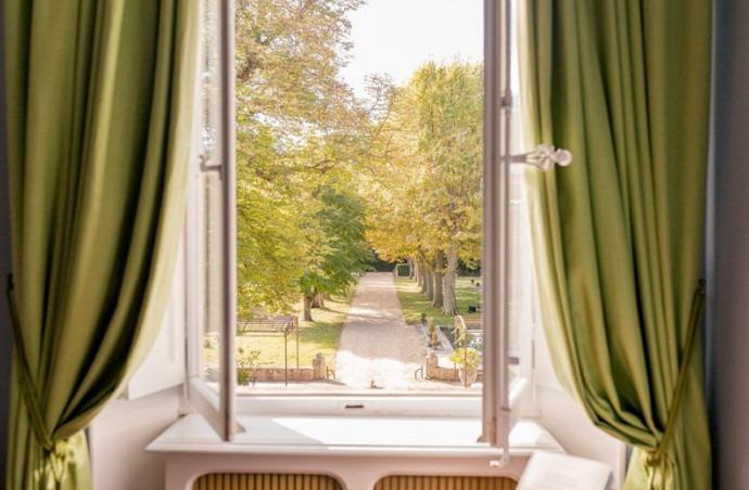 Manoir - 1 750 m² - 30 pièces