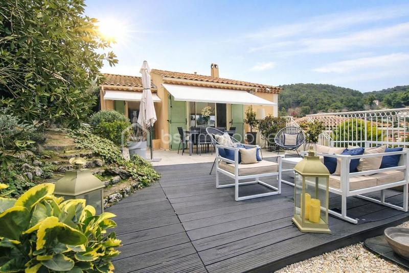 Maison traditionnelle - 100 m² - 4 pièces