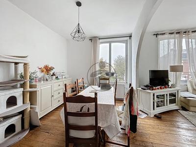 Immeuble - 106 m² - 4 pièces