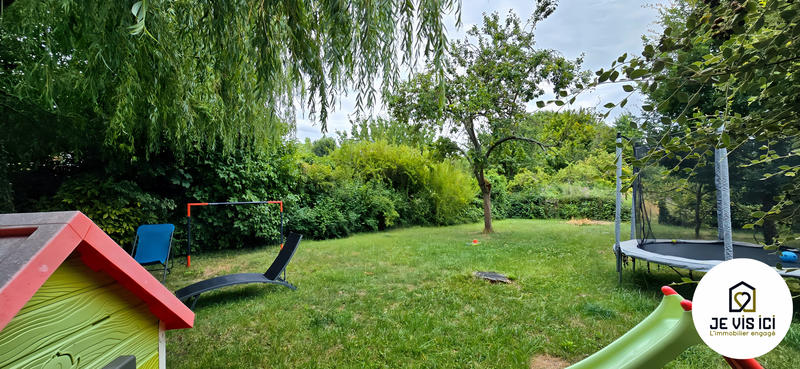 Maison - 230 m² - 10 pièces