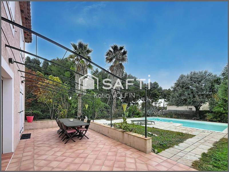 Maison - 152 m² - 6 pièces