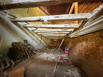 Maison - 300 m² - 7 pièces