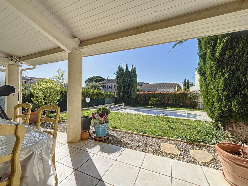 Maison - 212 m² - 6 pièces