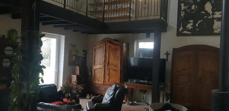 Propriété - 270 m² - 8 pièces