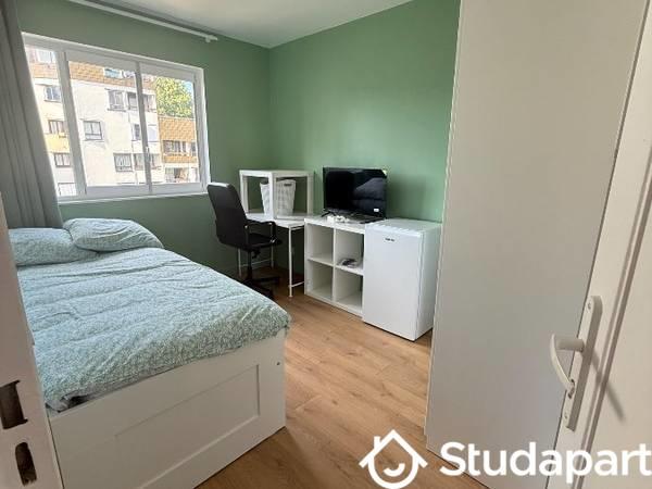 Chambre - 9 m² - 1 pièce