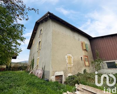 Maison - 423 m² - 12 pièces