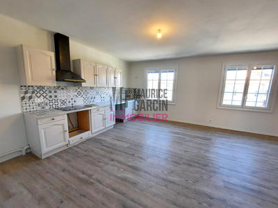 Appartement - 97 m² - 3 pièces