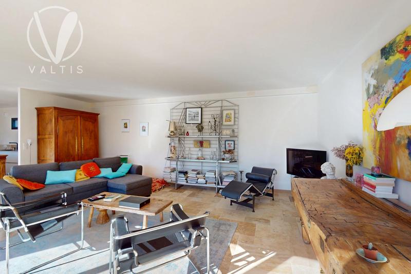 Maison contemporaine - 177 m² - 5 pièces