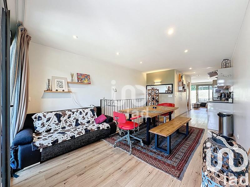 Appartement - 61 m² - 2 pièces