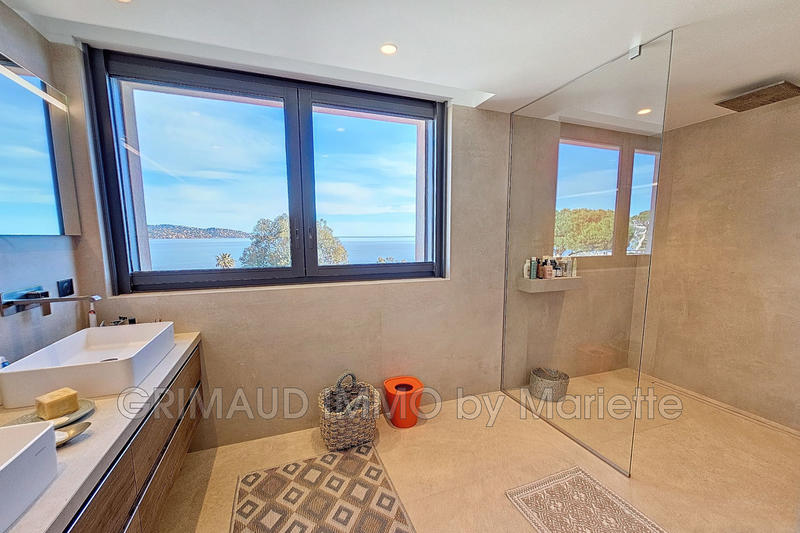 Villa - 280 m² - 7 pièces