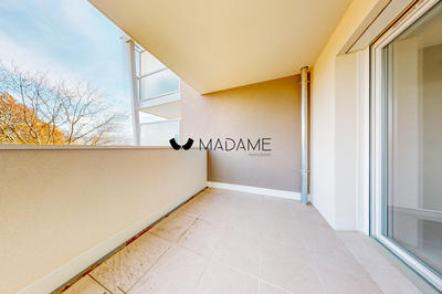 Appartement - 83 m² - 4 pièces