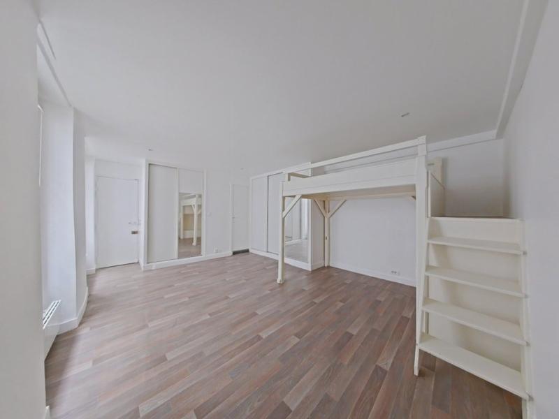 Studio - 27 m² - 1 pièce