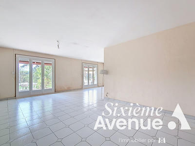 Maison - 136 m² - 6 pièces