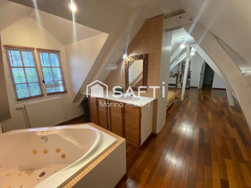 Maison de village - 290 m² - 8 pièces